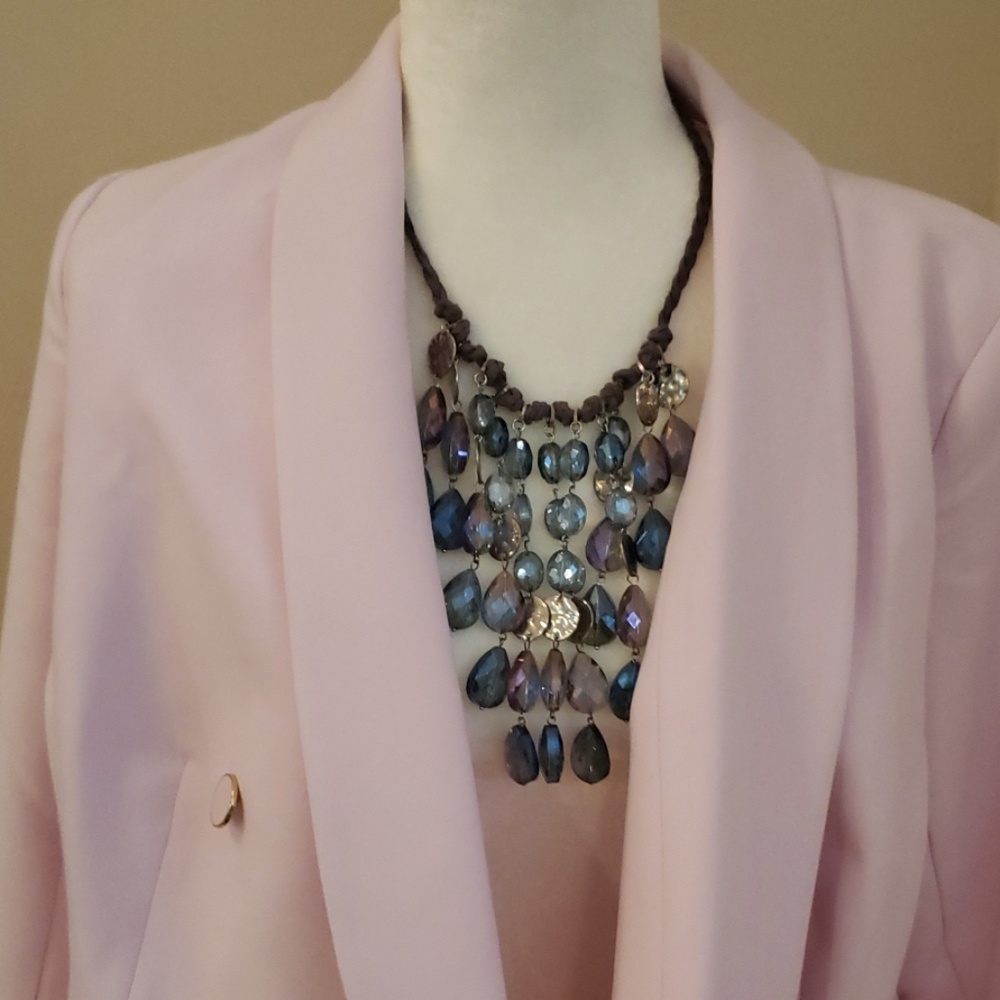 Milticolored pink and teal necklace